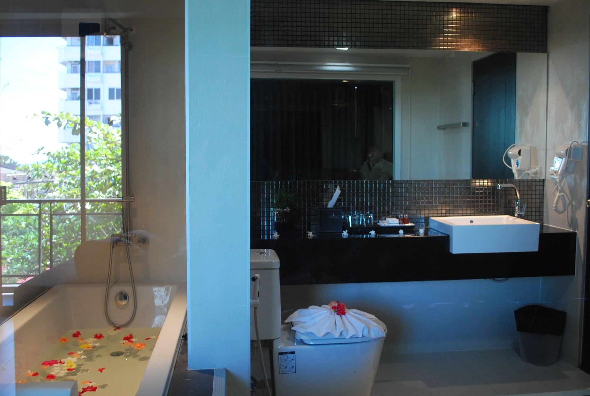 Inn Place Serviced Residence Pattaya Ngoại thất bức ảnh