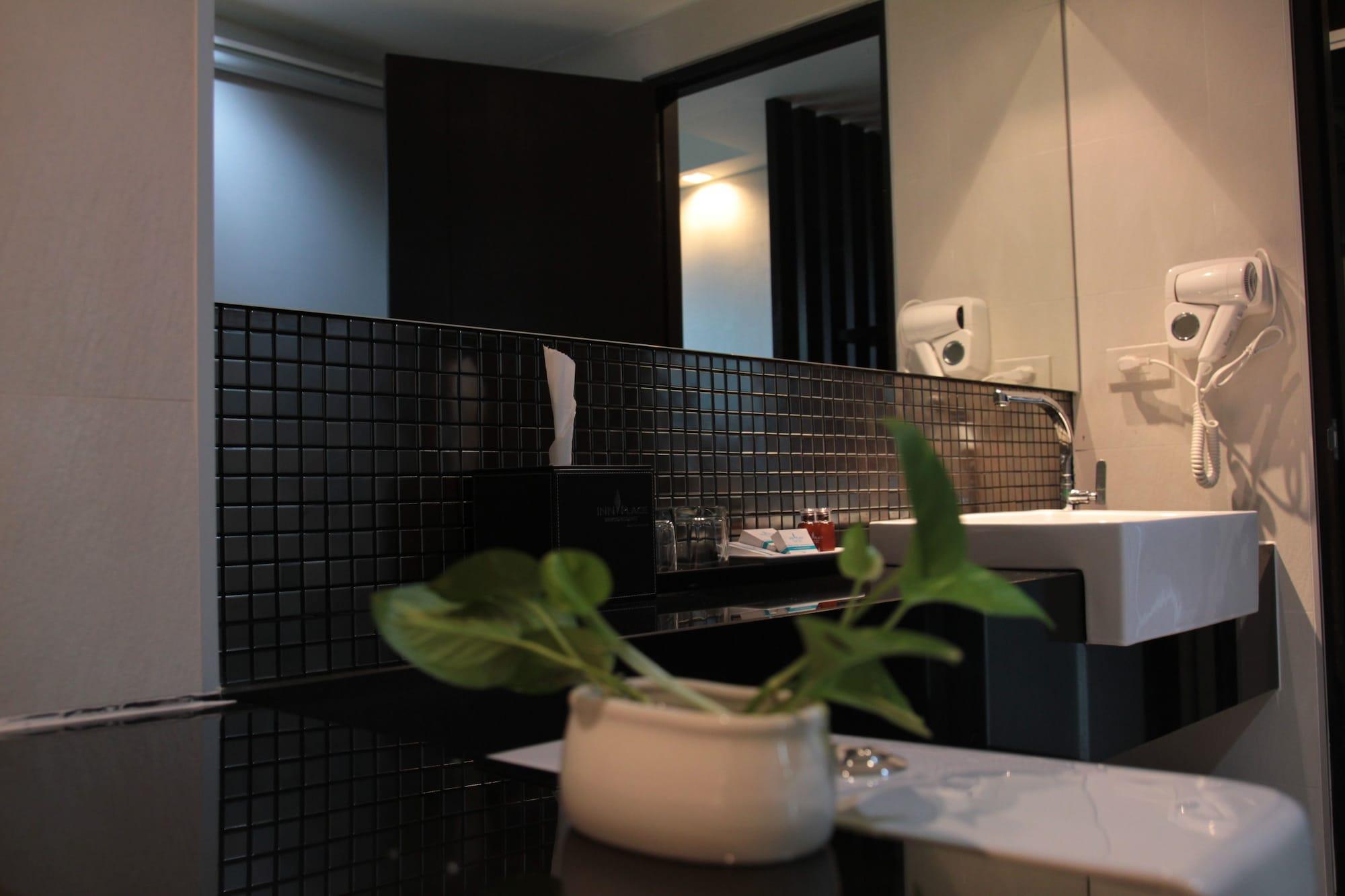 Inn Place Serviced Residence Pattaya Ngoại thất bức ảnh