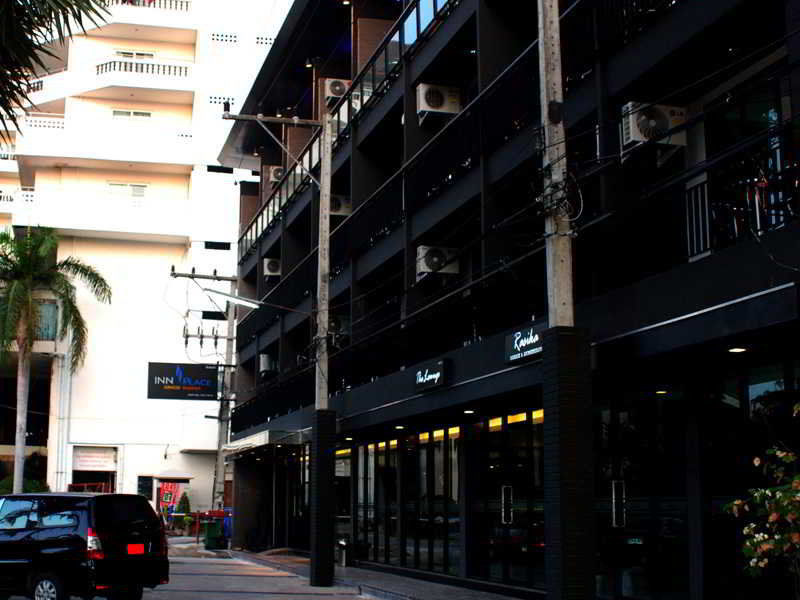 Inn Place Serviced Residence Pattaya Ngoại thất bức ảnh