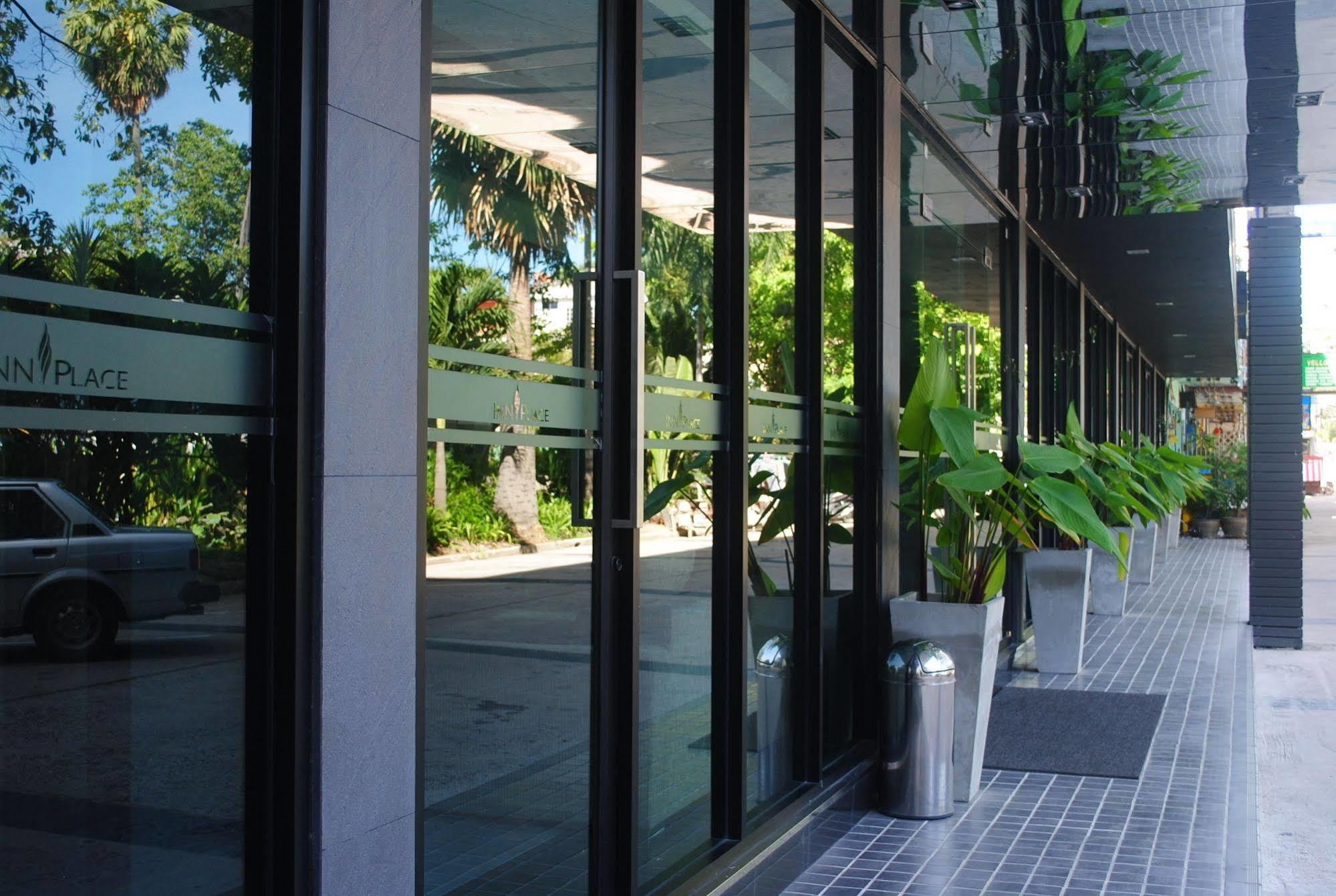 Inn Place Serviced Residence Pattaya Ngoại thất bức ảnh