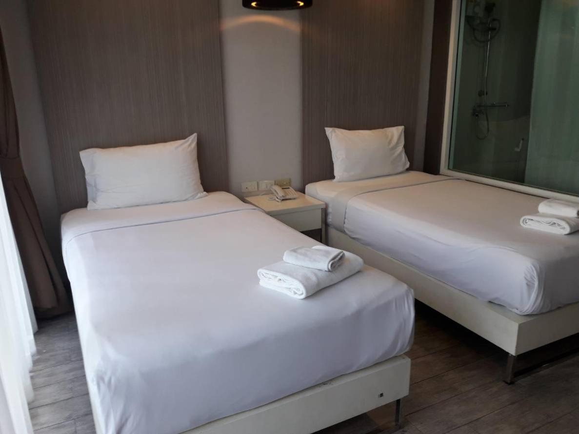 Inn Place Serviced Residence Pattaya Ngoại thất bức ảnh